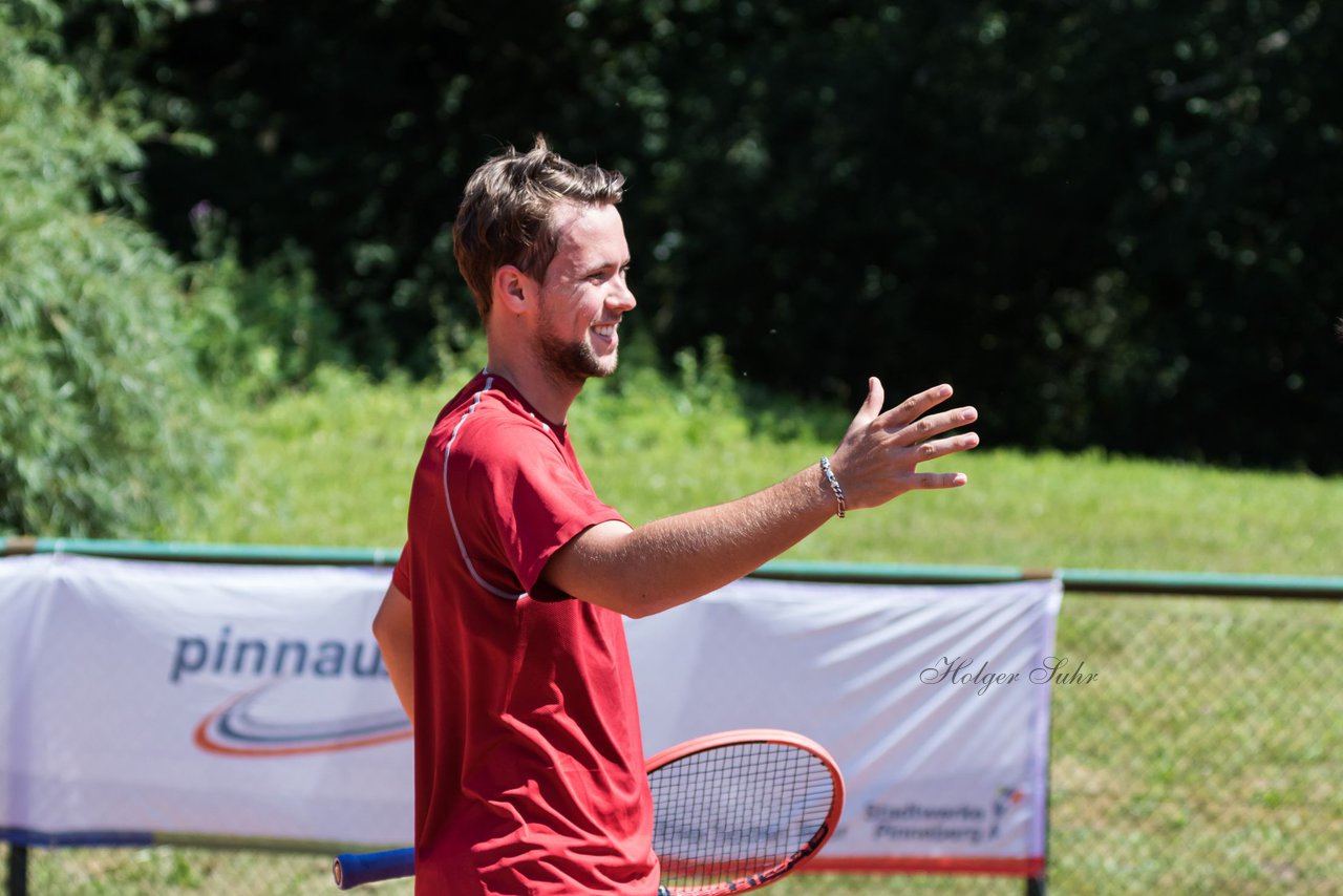 Bild 105 - Stadtwerke Pinneberg Cup Freitag